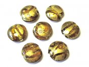 Platt rundad pärla med guldfolie