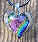 hänge-dichroic-glas-hjärta.jpg