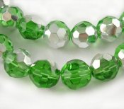 grön-facett-pärla-glaspärla-8 mm.jpg