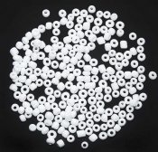 seedbeads-opak-genomfärgad-vit-4 mm.jpg