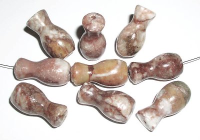 Stor vasformad pärla i narurlig marmor