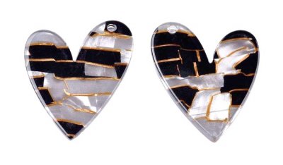 hänge-hjärta-svart-vit-guld-resin.jpg