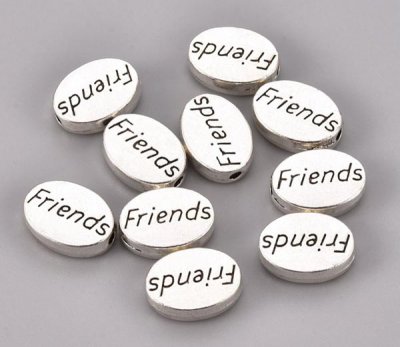 pärla-metall-silver-text-friends.jpg