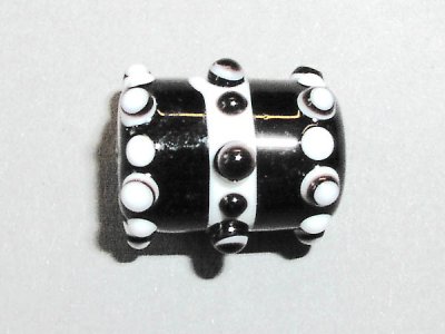 Handgjord pärla svart/vit tunna